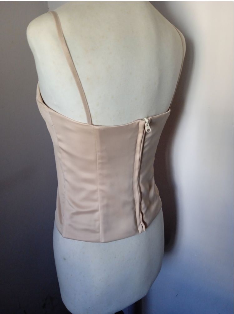 Corset champagne en satin elastizado de vestir por talle