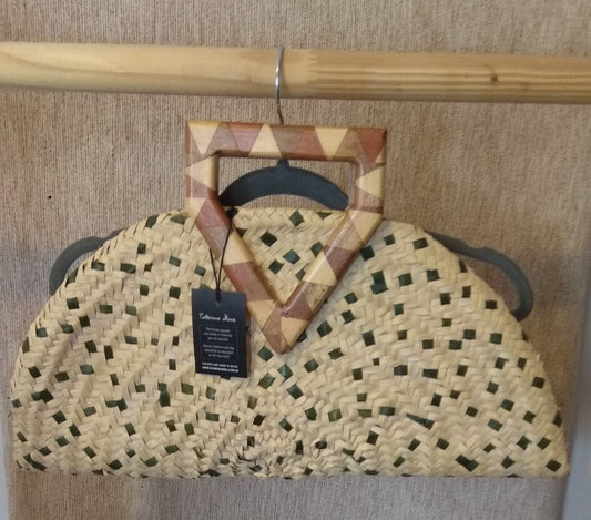 Carteras de lujo artesanales. Modelo único. Asas de madera